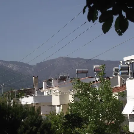 Eysan Guest house